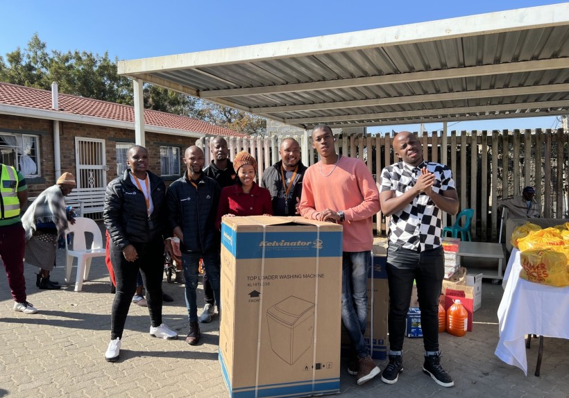 Expert SA celebrated Mandela Day through volunteer work and community service